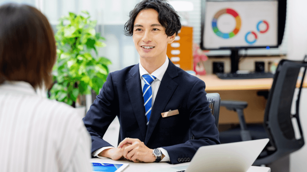 個別相談に対応する講師