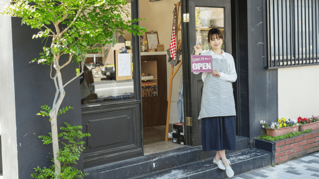 お店をオープンさせた女性